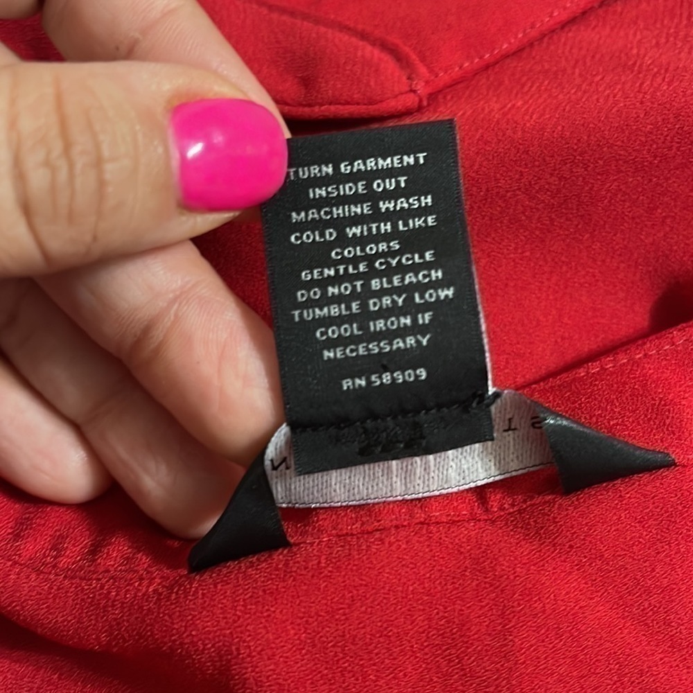 Investments Long Sleeve Red Top size M - Picture 6 of 7